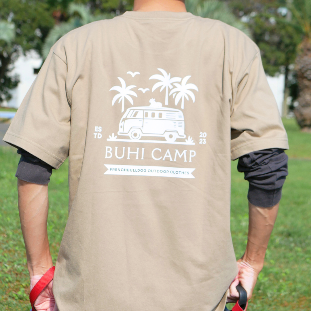 BUHI CAMP Tシャツ