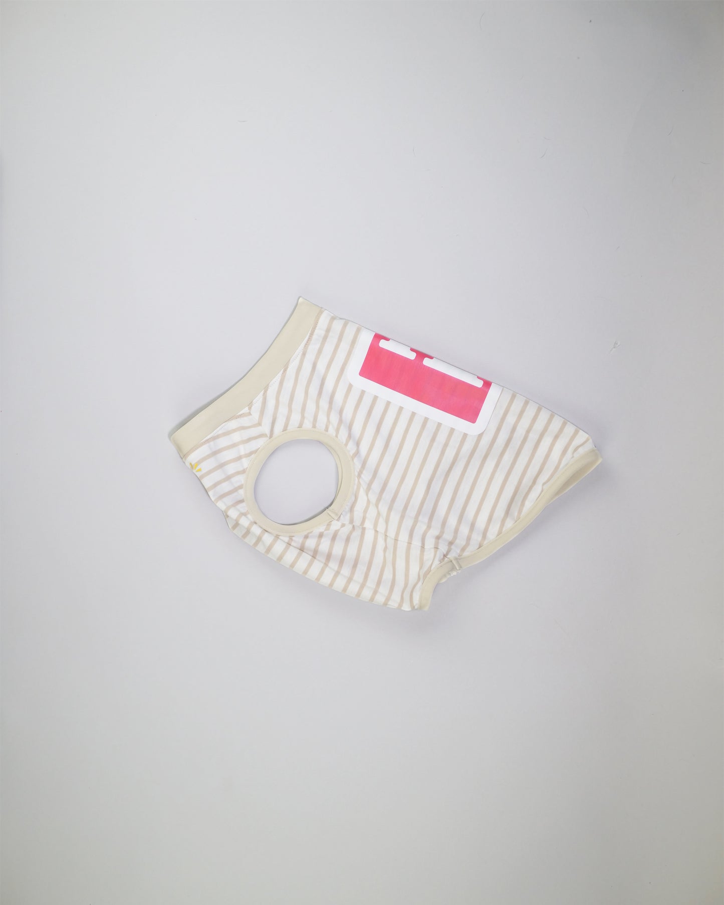 でかいBのタンクトップ【ブヒandボーダーズ】